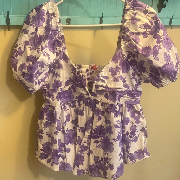 Buddy Love Tops - Buddy Love floral top